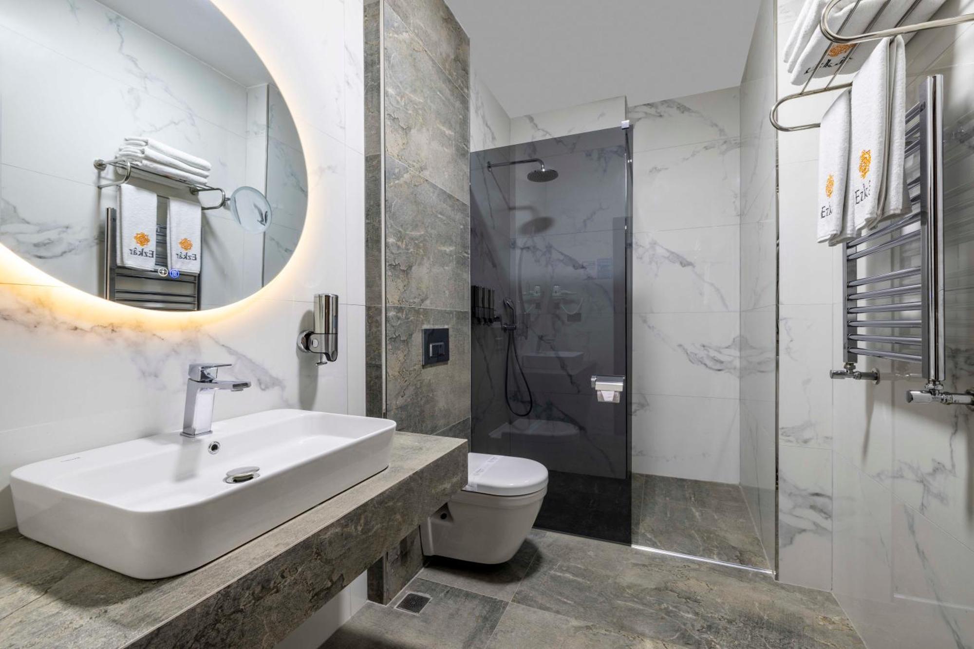 Ezkar Bathonea Art Istanbul Hotel Exterior photo