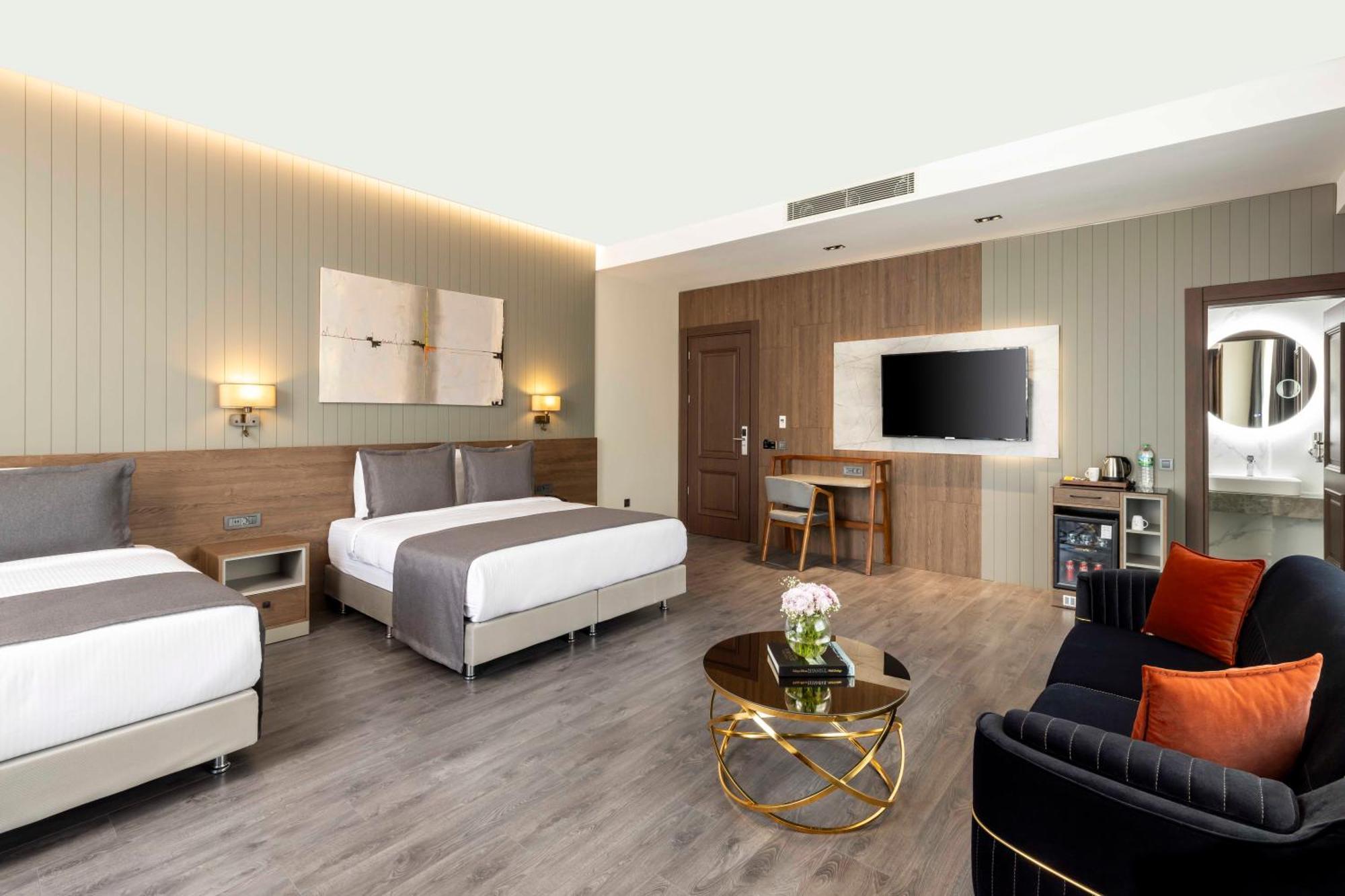 Ezkar Bathonea Art Istanbul Hotel Exterior photo