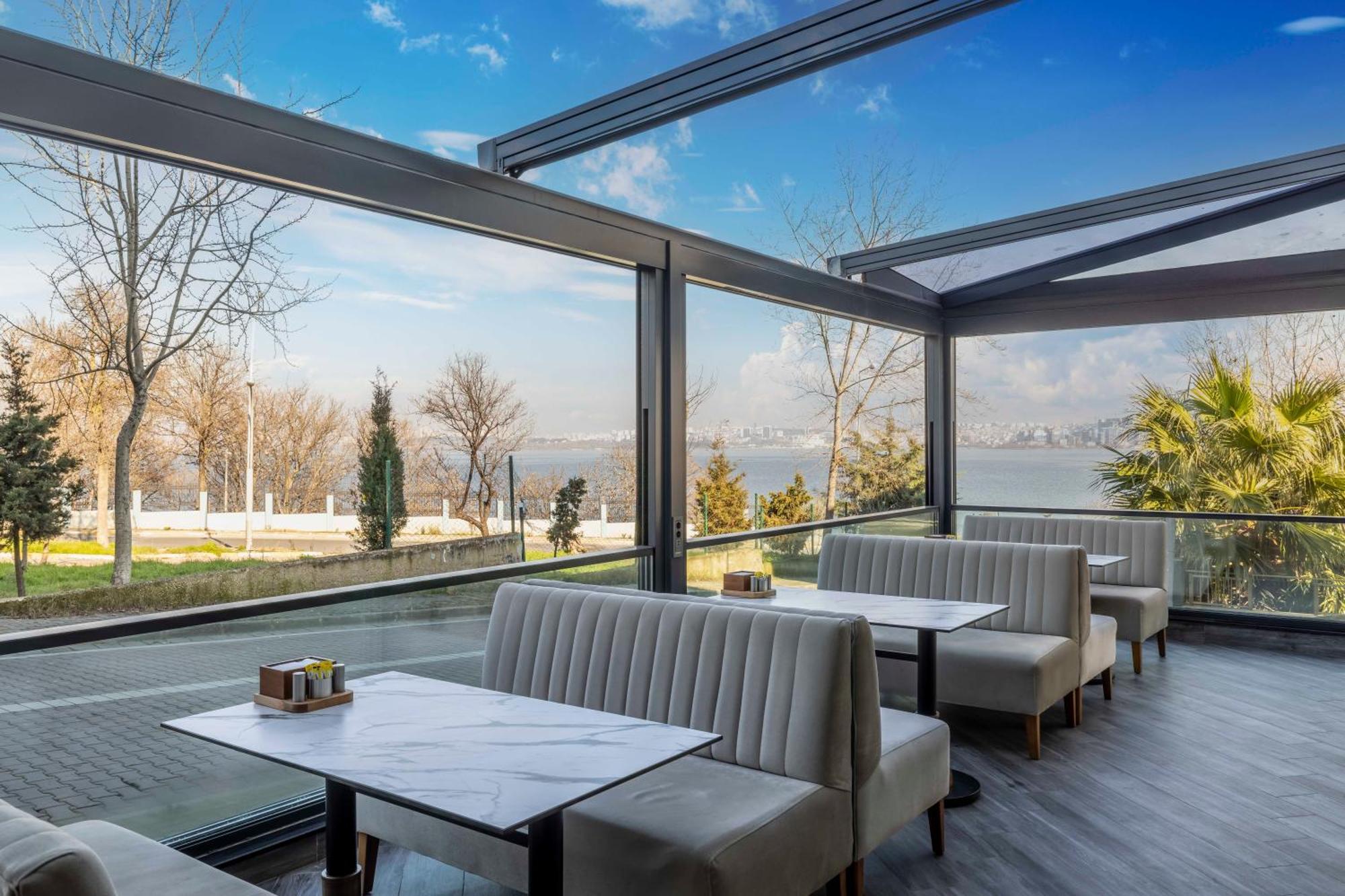 Ezkar Bathonea Art Istanbul Hotel Exterior photo