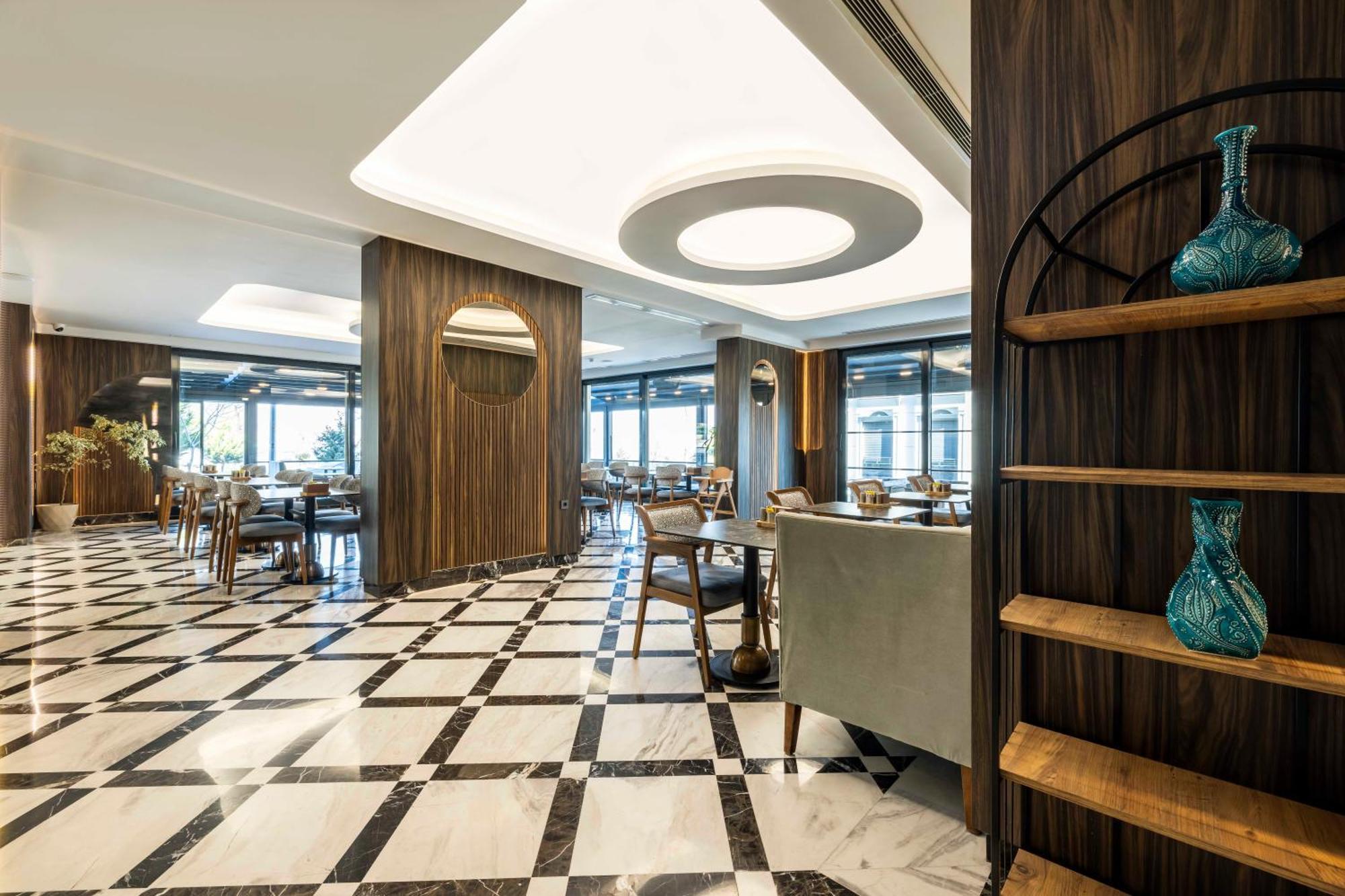 Ezkar Bathonea Art Istanbul Hotel Exterior photo